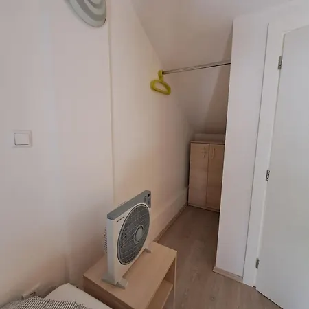Greta Apartment Vrbnik  Exterior photo