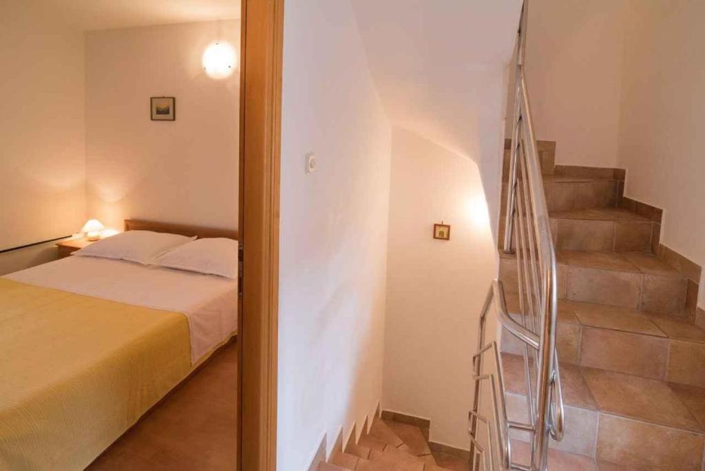 Apartment Greta Vrbnik